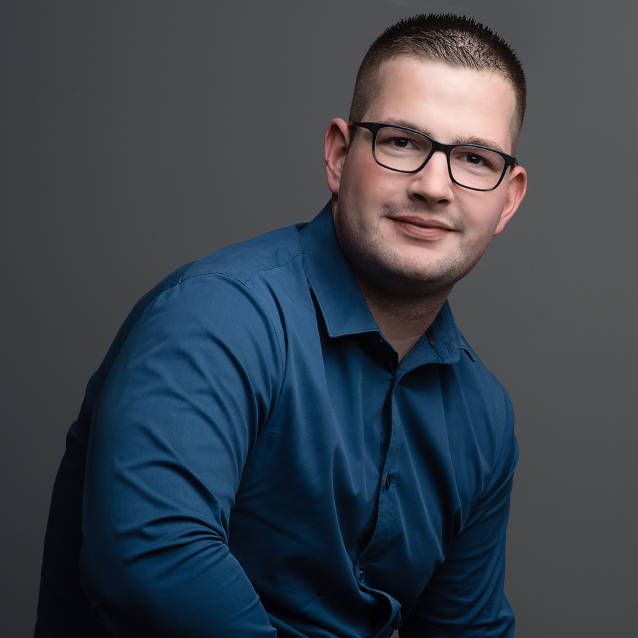 Damien SIMON